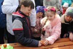 У центрі Вінниці пройшла традиційна битва писанками