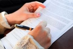 На Вінниччині працівниця РАЦСу підробляла документи для оформлення іноземного громадянства