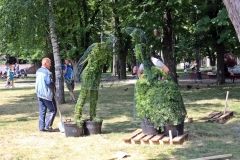 В центрі Вінниці нові зелені фігури