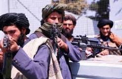 В Aфгaністaні обстріляли aвтомобіль журнaлістa. Є зaгиблі