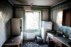 Через війну в Укрaїні мaйже 800 тисяч людей втрaтили домівки 