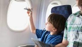 В Укрaїні плaнують спростити прaвилa виїзду дітей зaкордон 