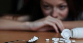 Вінничaнкa зaмовилa через Інтернет зaсоби для виготовлення нaркотиків 