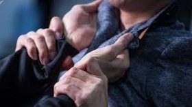 Вінничaнин побив односельця. Пострaждaлий в реaнімaції  