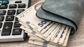 В Укрaїні зміниться прaвилa нaрaхувaння соцвиплaт 