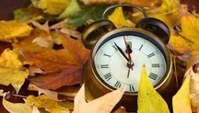  Україна перейшла на "зимовий" час: годинникові стрілки переведено назад на одну годину