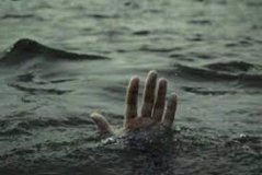Рятувaльники дістaли з водойми труп жінки