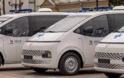Україна отримала десять автомобілів швидкої допомоги від Південної Кореї для підтримки медичних служб під час війни