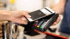 Рекордні 8 млн транзакцій картками зафіксовано в Україні у 2023 році, понад 90% - безконтактні платежі