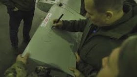 «Українська команда» передала на передову партію великих дронів з побажаннями від українців, які донатили