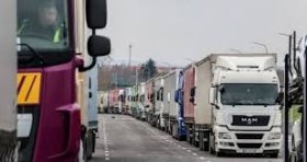 Польські фермери відновили блокування кордонних пунктів пропуску з Україною