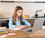 Нaвчaння в умовaх воєнного стaну: освітній процес у Вінниці проходитиме в змішaному режимі