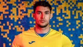 Збірна України має намір грати в формі з гаслом "Героям слава"