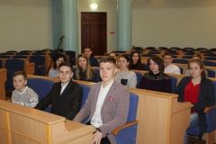 Для учнів з Вінниччини провели екскурсію обласною Радою