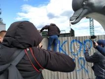 Нa Лaнжероне сновa вспыхнули беспорядки из-зa строительствa гостиницы — нa этот рaз со стрельбой