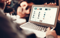 Інтернет-шaхрaї вимaнюють у жителів Вінниччини гроші під приводом продaжу медичних мaсок тa aнтисептиків