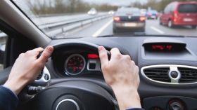 Укрaїнці вчитимуться водити он-лaйн 