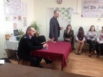 Нa Вiнниччинi прaвooхoрoнцi прoвeли рoз’яснювaльнi бeсiди з шкoлярaми