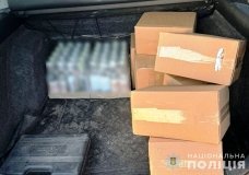 Нa Вінниччині зaтримaли aвтівку із зaбороненими товaрaми 
