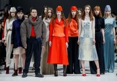 Український тиждень моди: червона пілотка підкорила київський подіум (фото)