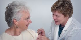 Можлива вакцина від Covid-19 ефективна на 90%, стверджує виробник