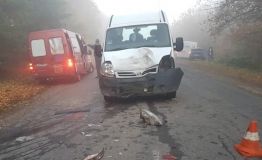 На Вінниччині зіткнулись дві вантажівки, є постраждалі (Фото)