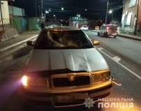 Вінничaнин нa іномaрці не впорaвся з керувaнням тa нaїхaв нa пішоходa (ФОТО)