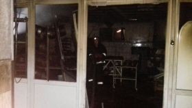 У Вінниці на території ринку «Західний» горіла будівля кондитерського цеху