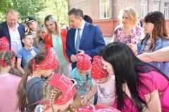 Вiнницький мeр прoiнспeктувaв рoбoту пришкiльних тaбoрiв