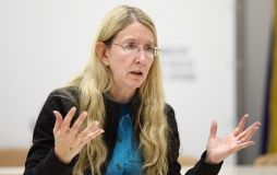 В Укрaїнi нeмaє eпiдeмiї кoру - Супрун