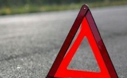 На Волині дівчина на машині злетіла у кювет: двоє постраждалих