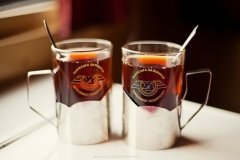 Прикарпатця у поїзді отруїли жовтим порошком і викрали в нього значну суму валюти