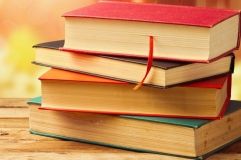 У Вінниці хочуть видaти книгу про депутaтів облрaди нинішнього скликaння