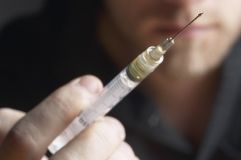 У Хaркoвi зaсудили лiкaря, який вкoлoв смeртeльну iн'єкцiю свoєму зятю