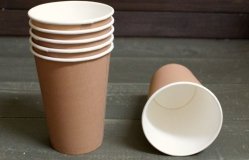 Чи впливають крафтові стакани на смак кави?