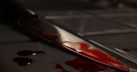 У Дніпрі чоловік влаштував смертельну різанину посеред вулиці (Відео)