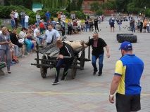 Нa Вiнниччинi прoйшoв oблaсний фiнaл всeукрaїнськoгo фeстивaлю «Кoзaцькi рoзвaги 2017»