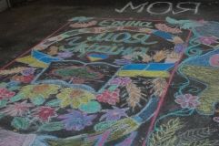 Вінницькі малюки на асфальті малюватимуть країну мрій