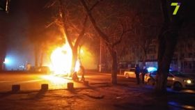 Ночью на Черемушках горел микроавтобус