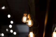 Які вулиці залишаться без світла на наступному тижні? Перевір чи є твоя у списку