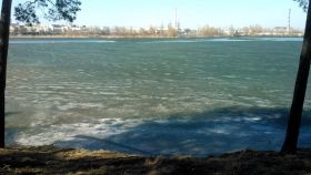 У Києві в озері знайшли труп жінки