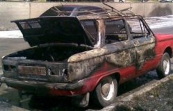 Вінницька пожежа  - у гаражі  згоріла автівка