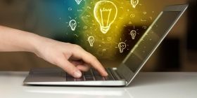 «Ми проти онлайн навчання»: у Вінниці пройшла протестна акція