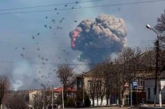 Піші патрулі продовжують обстежувати арсенал у Балаклії