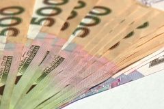Українці зможуть купувати в 12 разів більше готівкової валюти