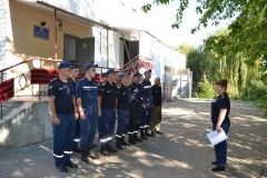 Вінницькі надзвичайники виклали з пожежних рукавів український Тризуб