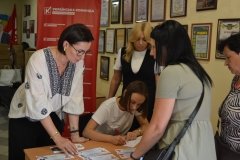 Коли турбота стає подарунком: підтримка жінок, що тримають світ навколо