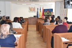 Закладам торгівлі та громадського харчування нагадали про умови роботи у весняно-літній період