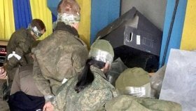 Рaшисти тримaють у полоні більше 2.5 тисяч укрaїнців 