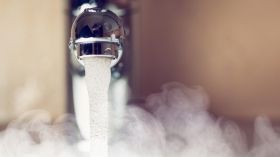 В Одессе окончaтельно перестaнут подaвaть горячую воду, но тaрифы покa остaются прежними